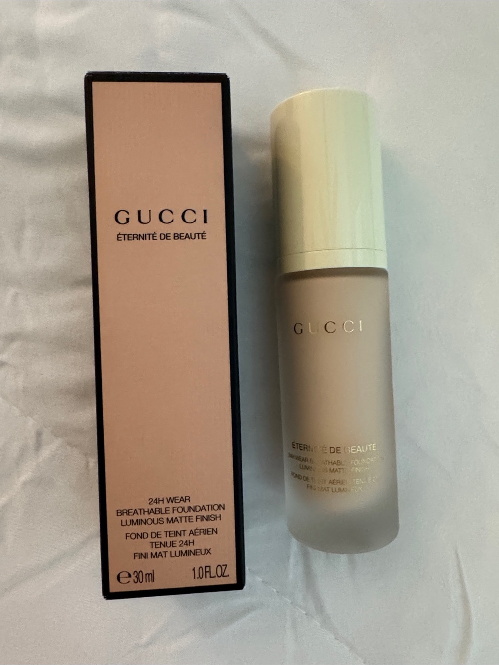 Gucci Éternité de Beauté Breathable Foundation — Beige Fair (112C)